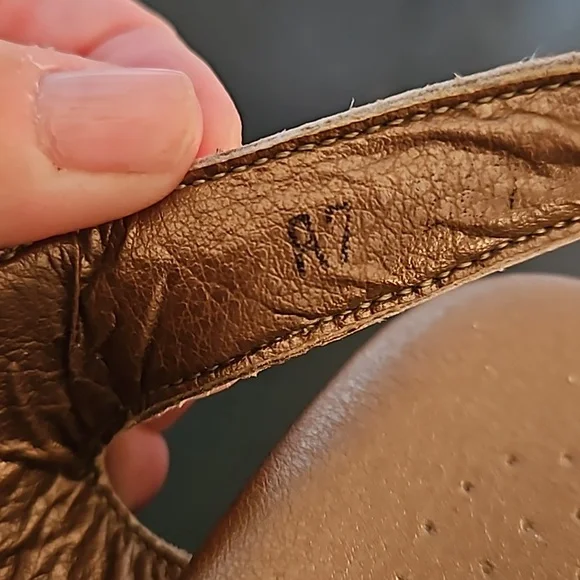 SAS Suntimer Heeled Sandal, tan croc print, size 7 - Picture 10 of 14